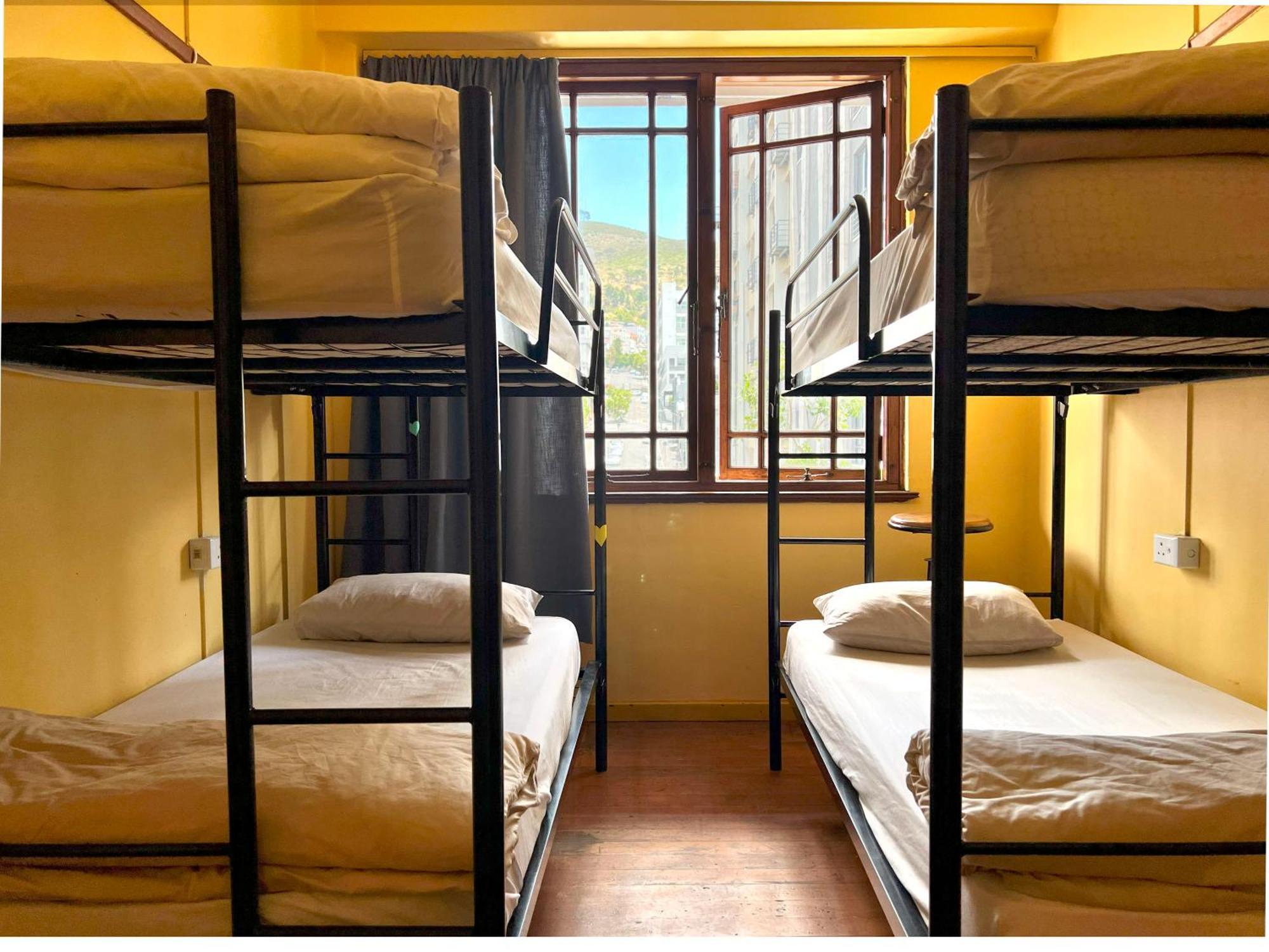 Hostel Long Street Backpackers *