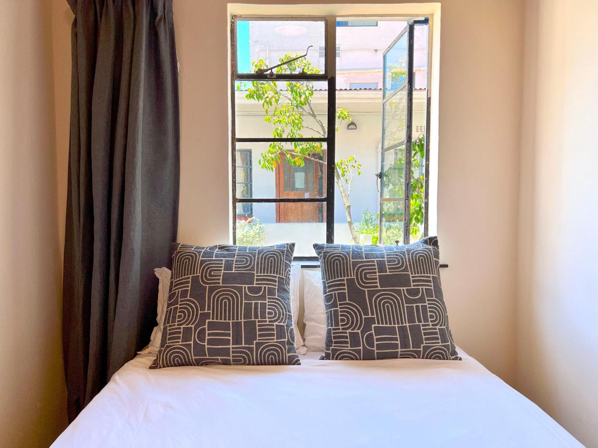Long Street Backpackers (adults Only) * Cape Town