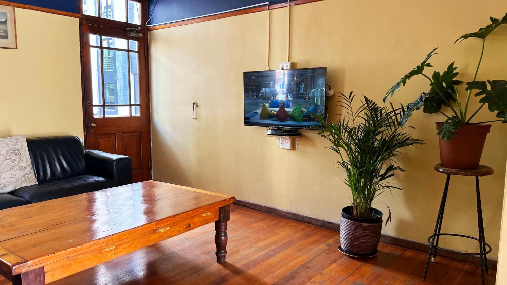 Long Street Backpackers Hostel